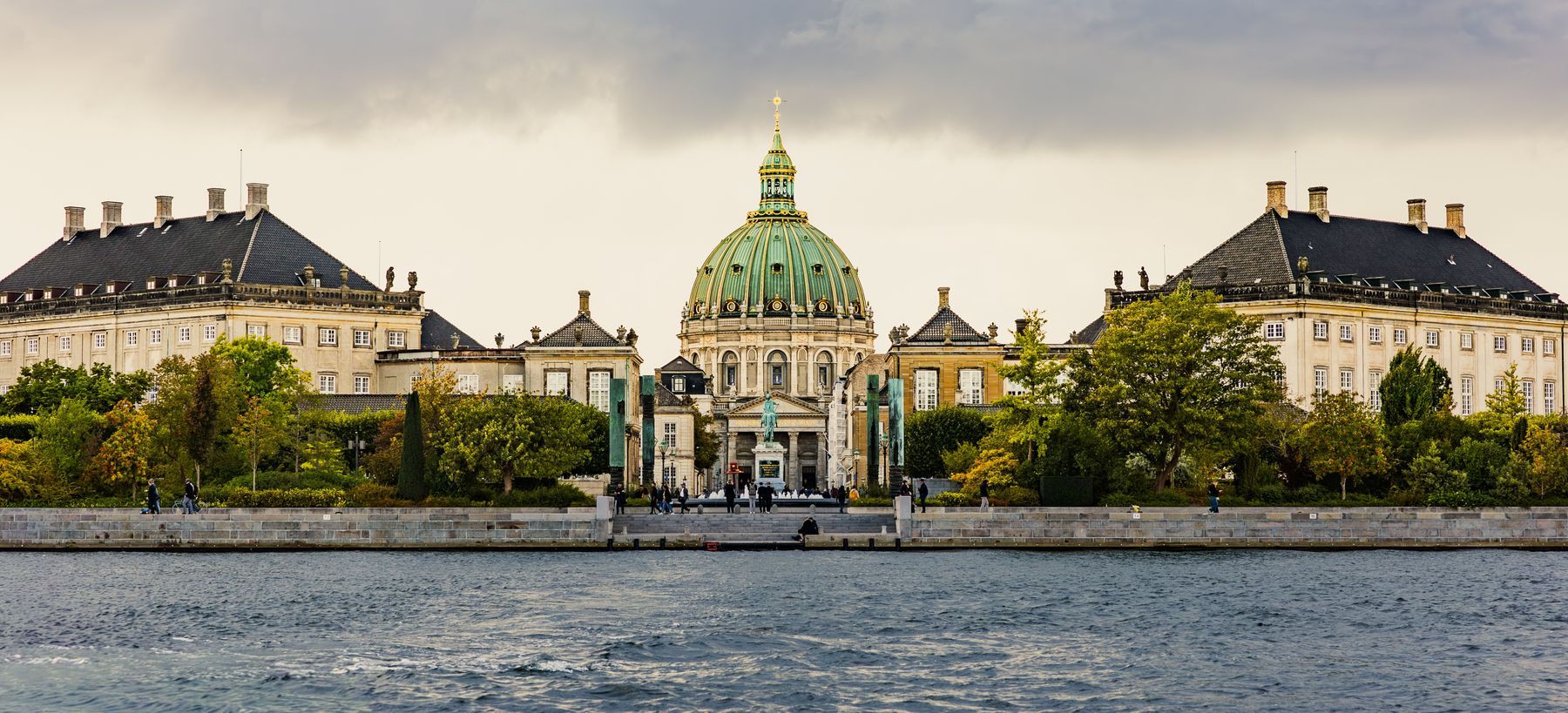 Inderhavnen View of Frederik's Church,